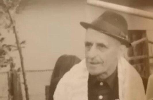 „Aripa de lumină din sânge”